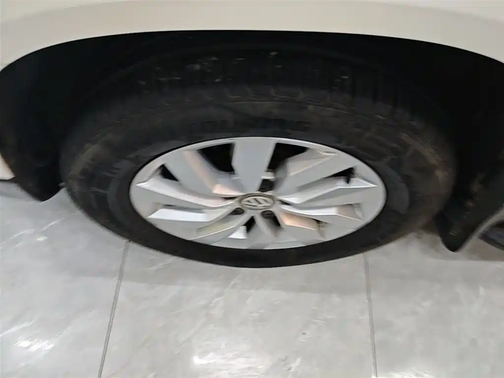 Volkswagen Tharu — фото 23