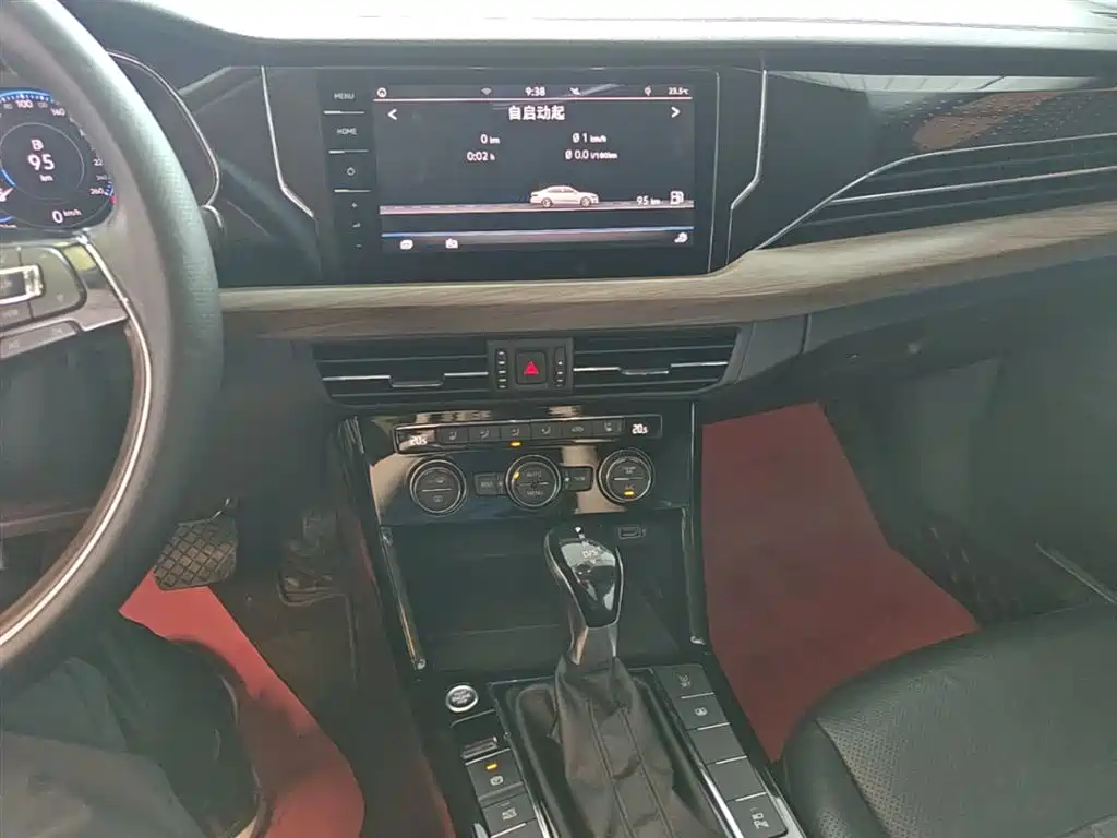 Volkswagen Passat — фото 13