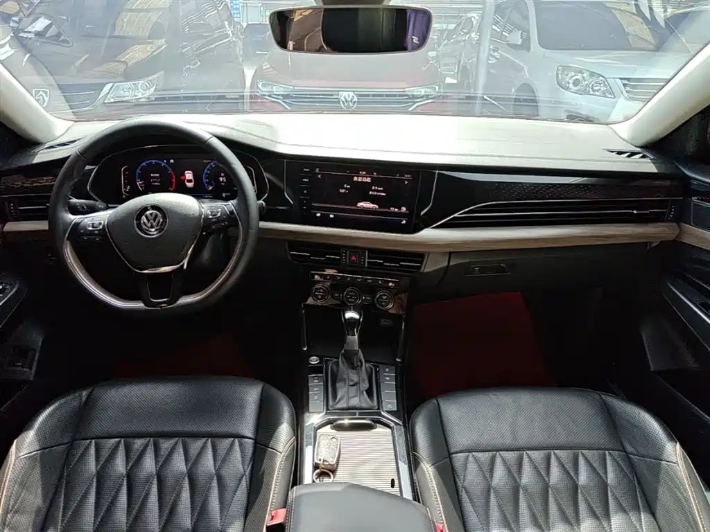 Volkswagen Passat — фото 10