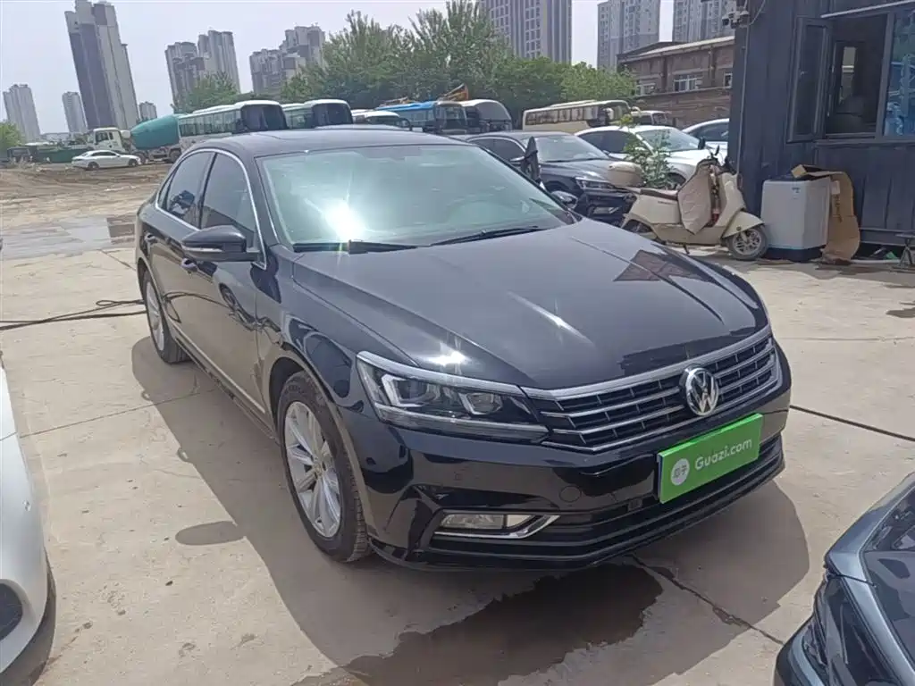 Volkswagen Passat — фото 4