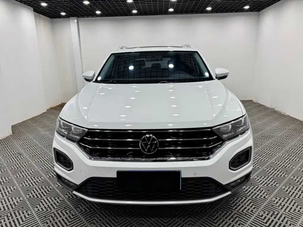 Volkswagen T-Roc — фото 2