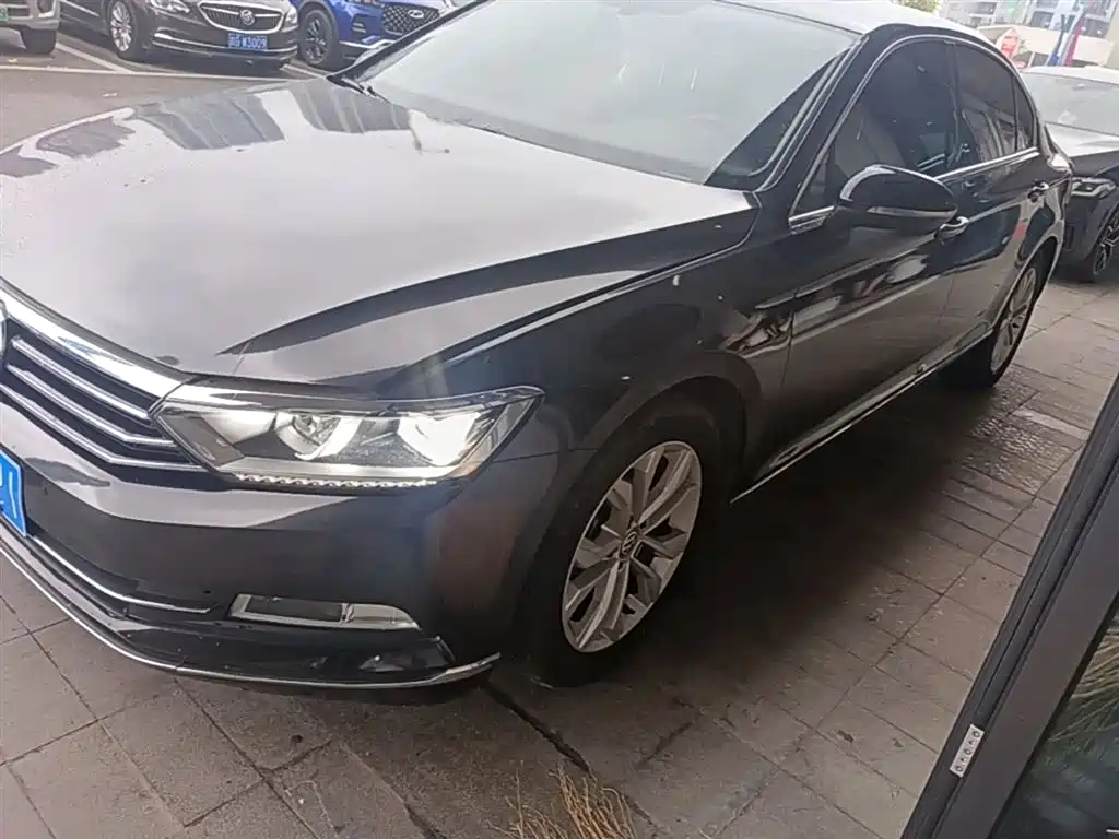 Volkswagen Magotan
