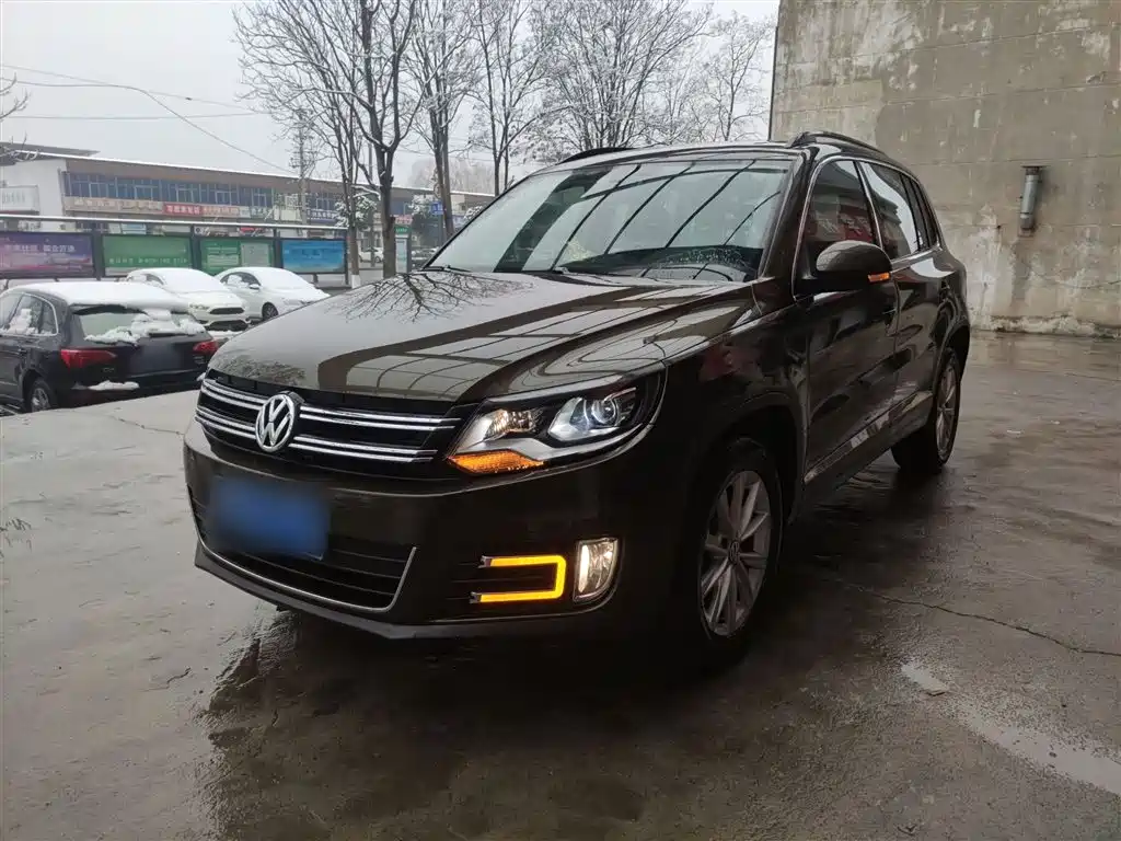 Volkswagen Tiguan — фото 2