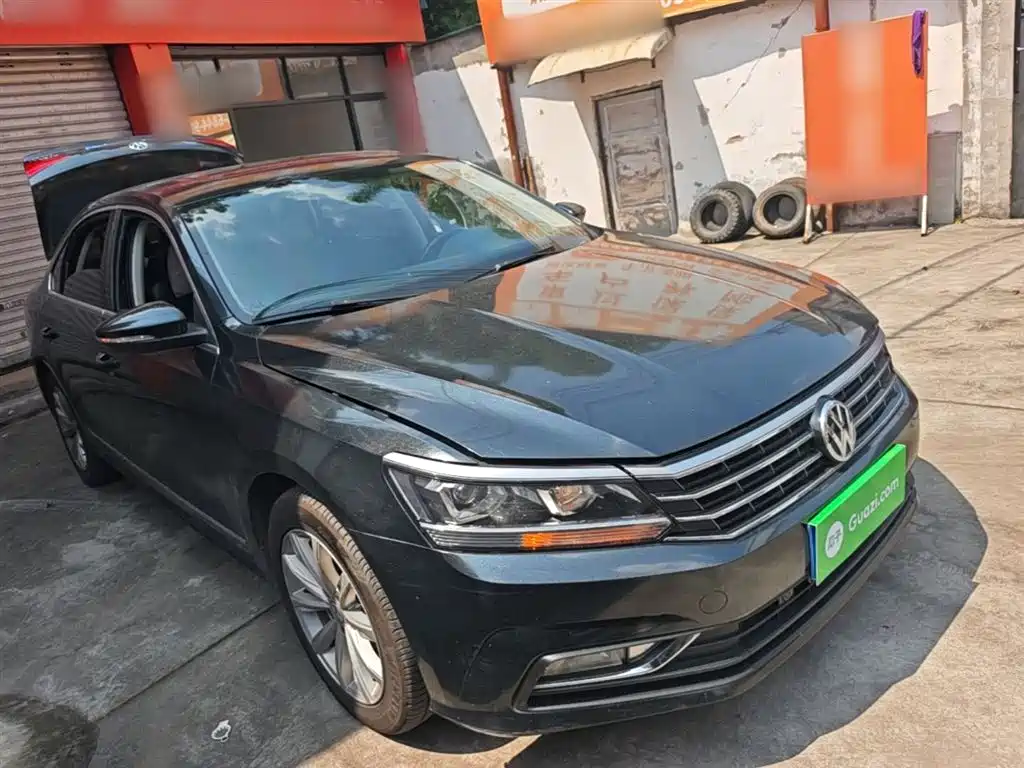 Volkswagen Passat — фото 4