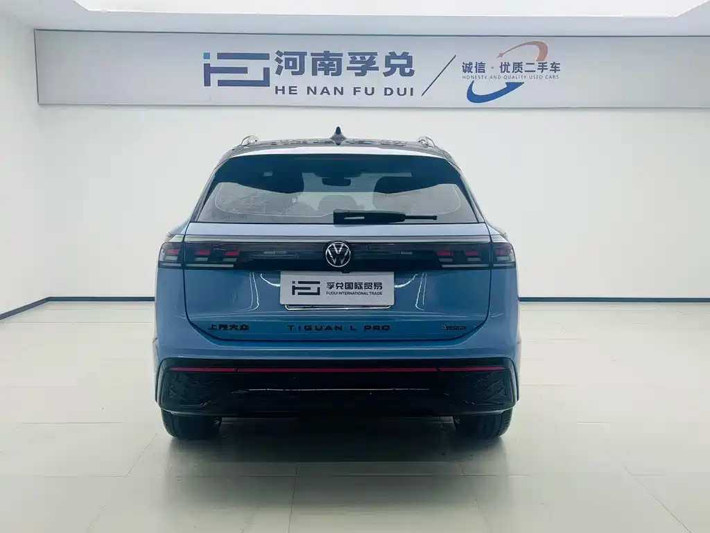 Volkswagen Tiguan L — фото 5