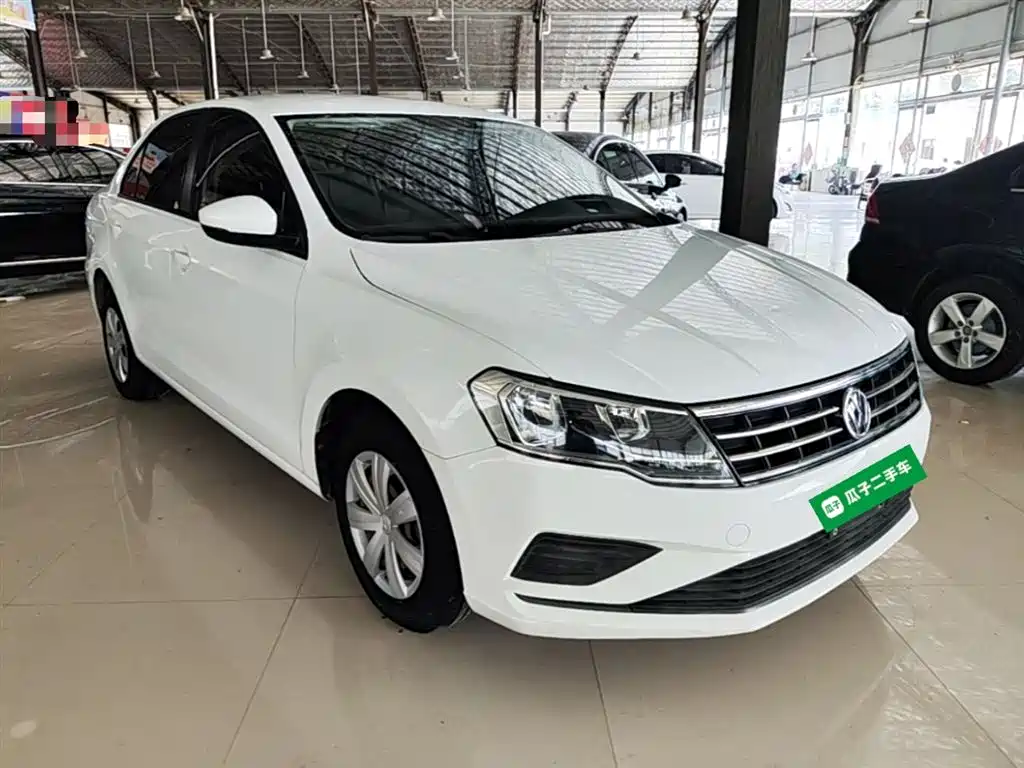 Volkswagen Jetta — фото 4
