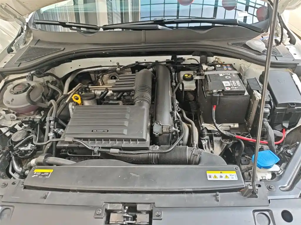 Volkswagen Bora — фото 20