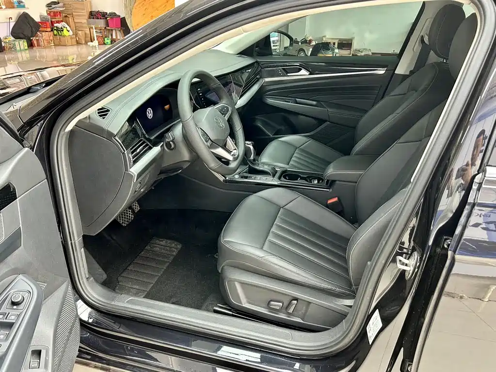 Volkswagen Passat — фото 8