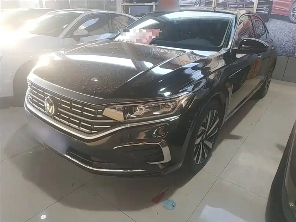 Volkswagen Passat — фото 2
