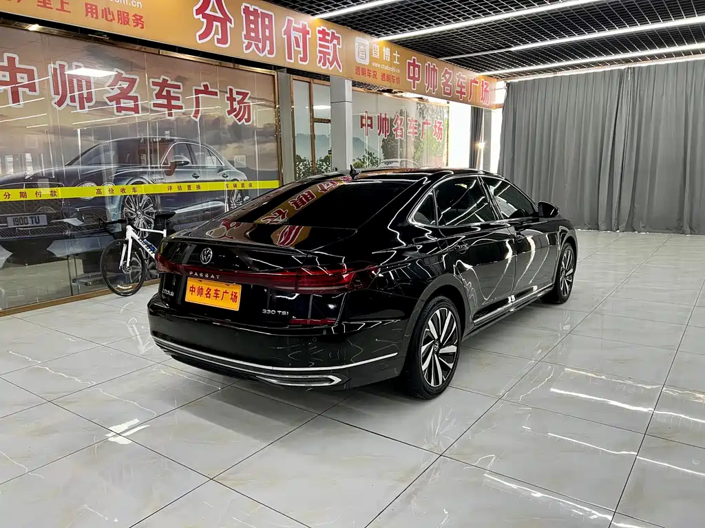 Volkswagen Passat — фото 6