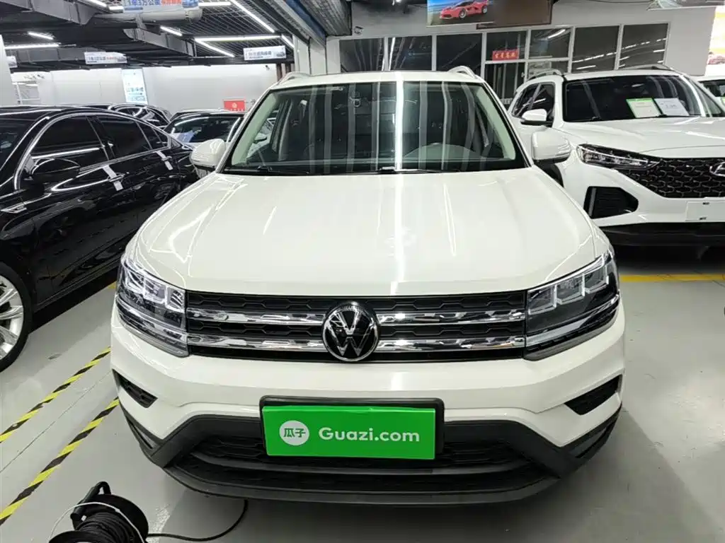 Volkswagen Tharu — фото 3