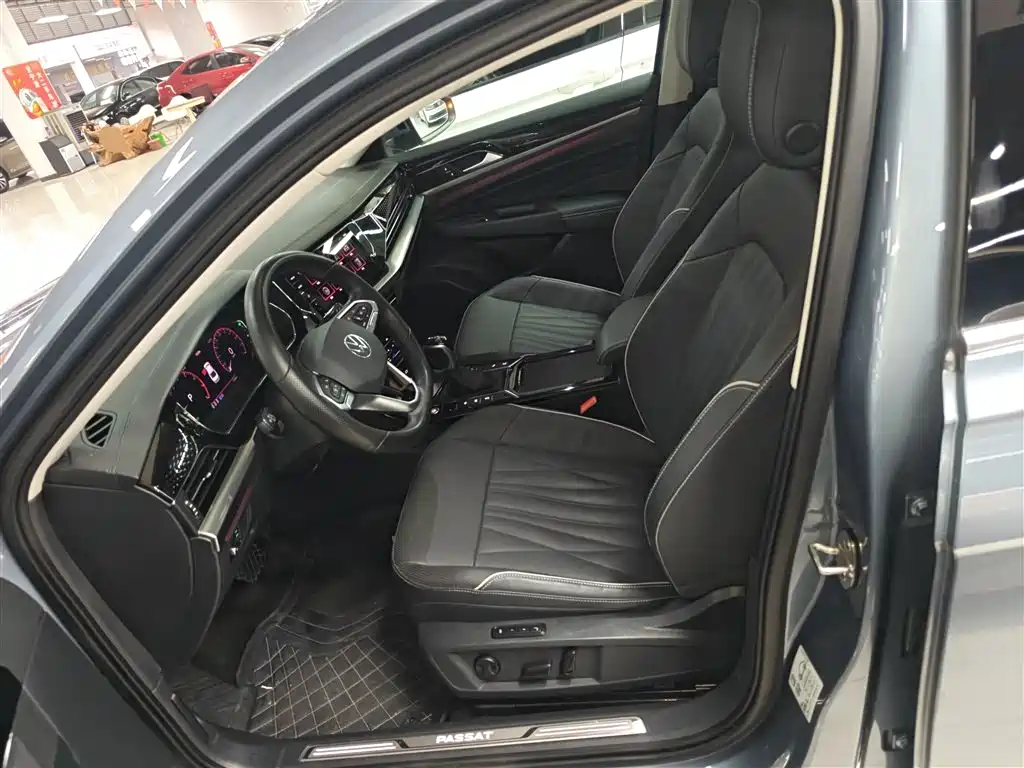 Volkswagen Passat — фото 7