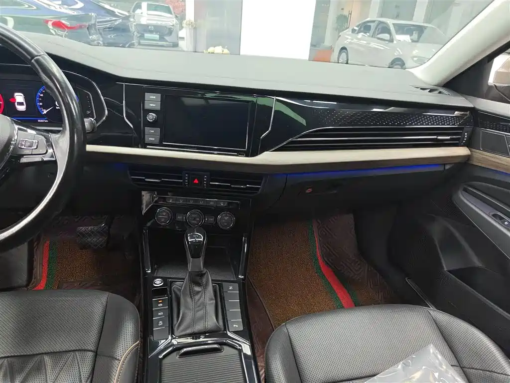 Volkswagen Passat — фото 5