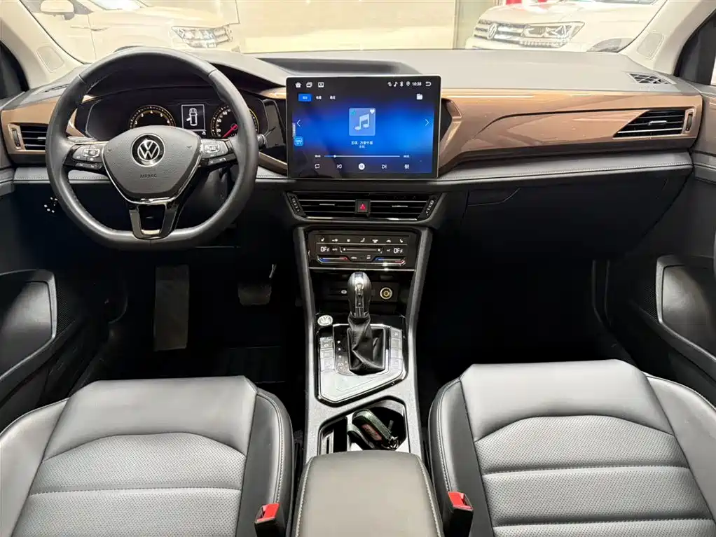 Volkswagen Tharu — фото 13