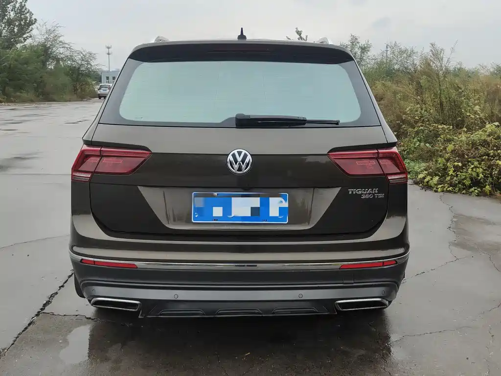 Volkswagen Tiguan L — фото 5