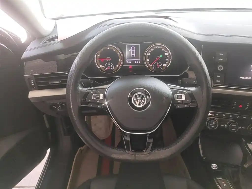 Volkswagen Passat — фото 11