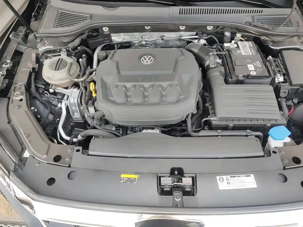 Volkswagen Passat — фото 20