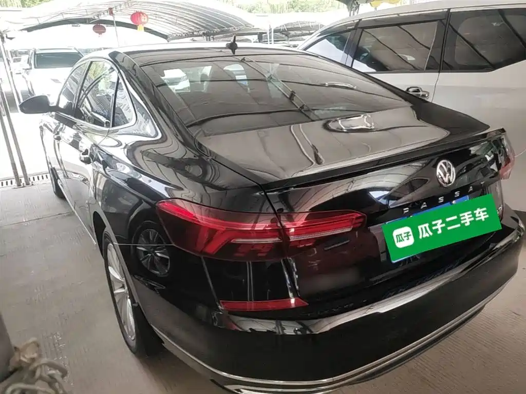 Volkswagen Passat — фото 5