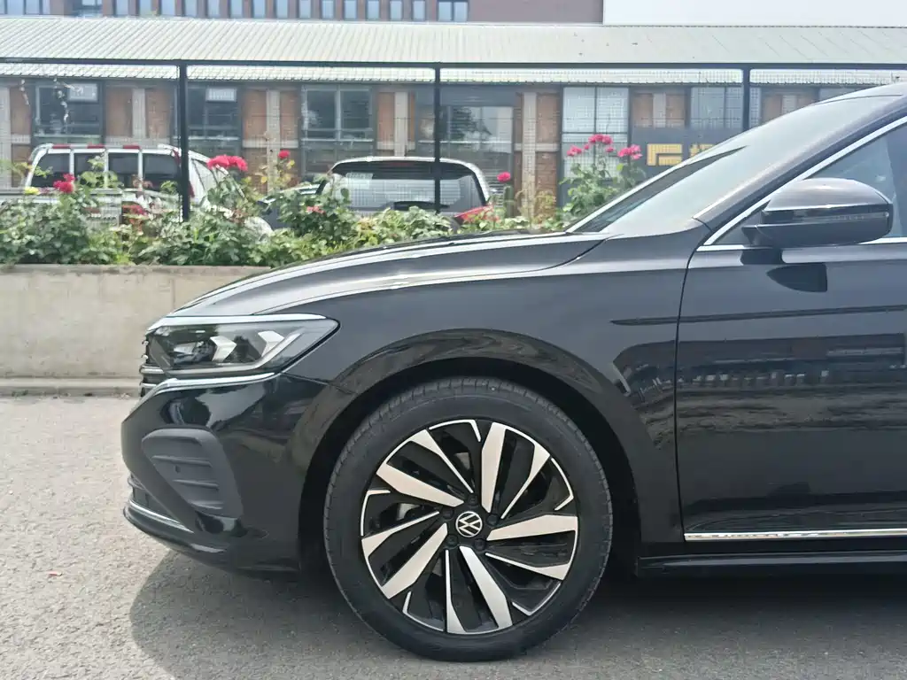 Volkswagen Passat — фото 5