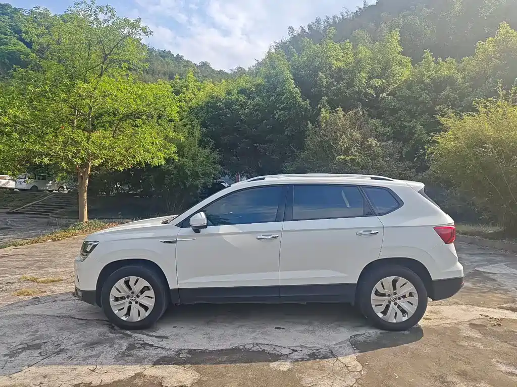 Volkswagen Tharu — фото 2