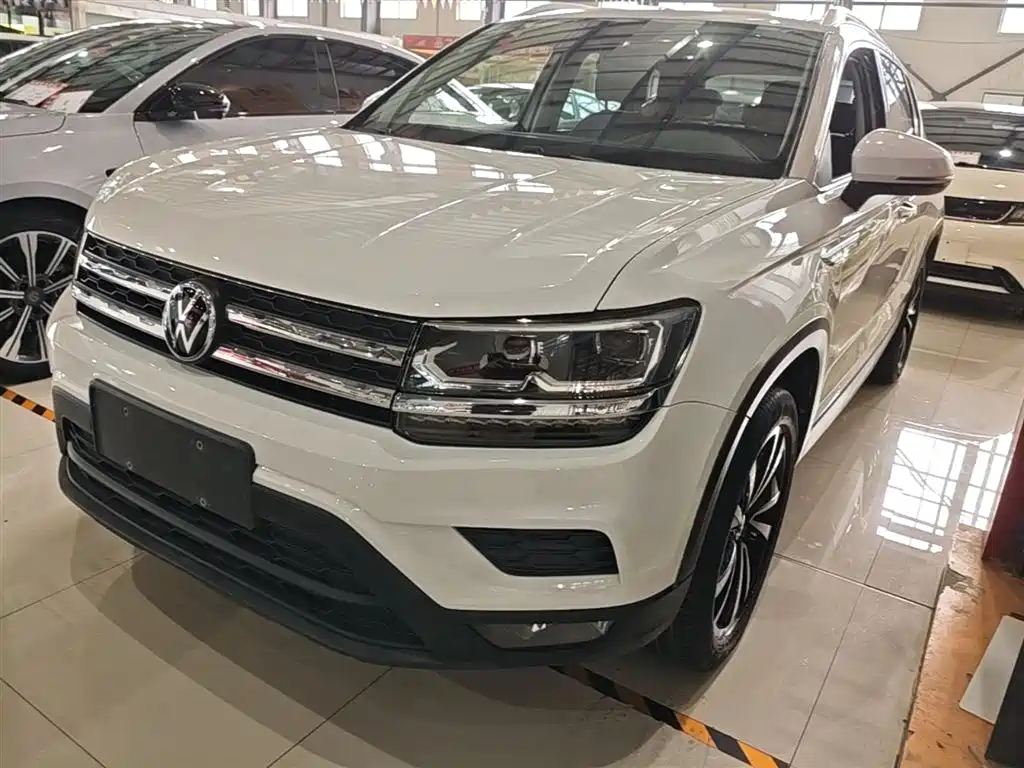 Volkswagen Tharu — фото 2
