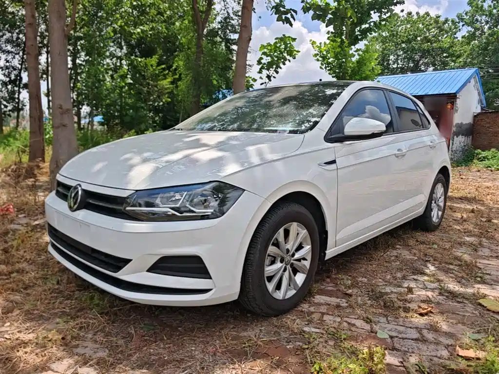 Volkswagen Polo — фото 2