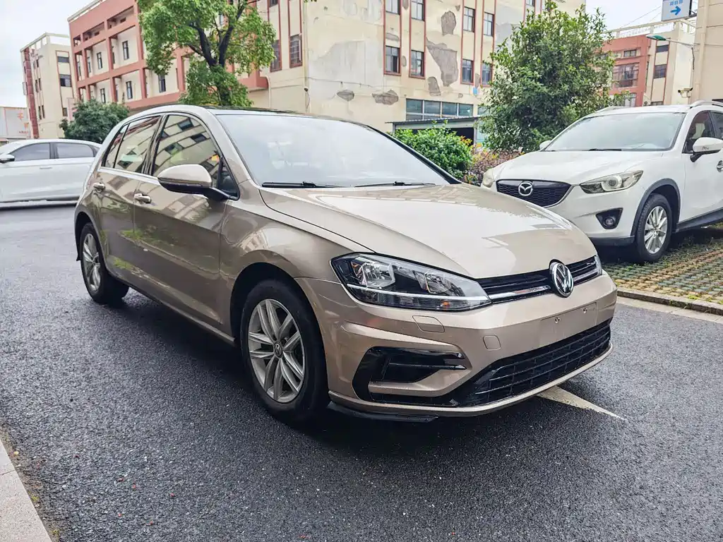 Volkswagen Golf — фото 2