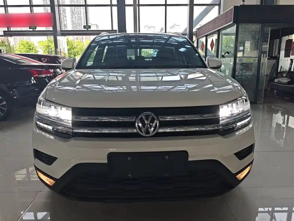 Volkswagen Tharu — фото 3