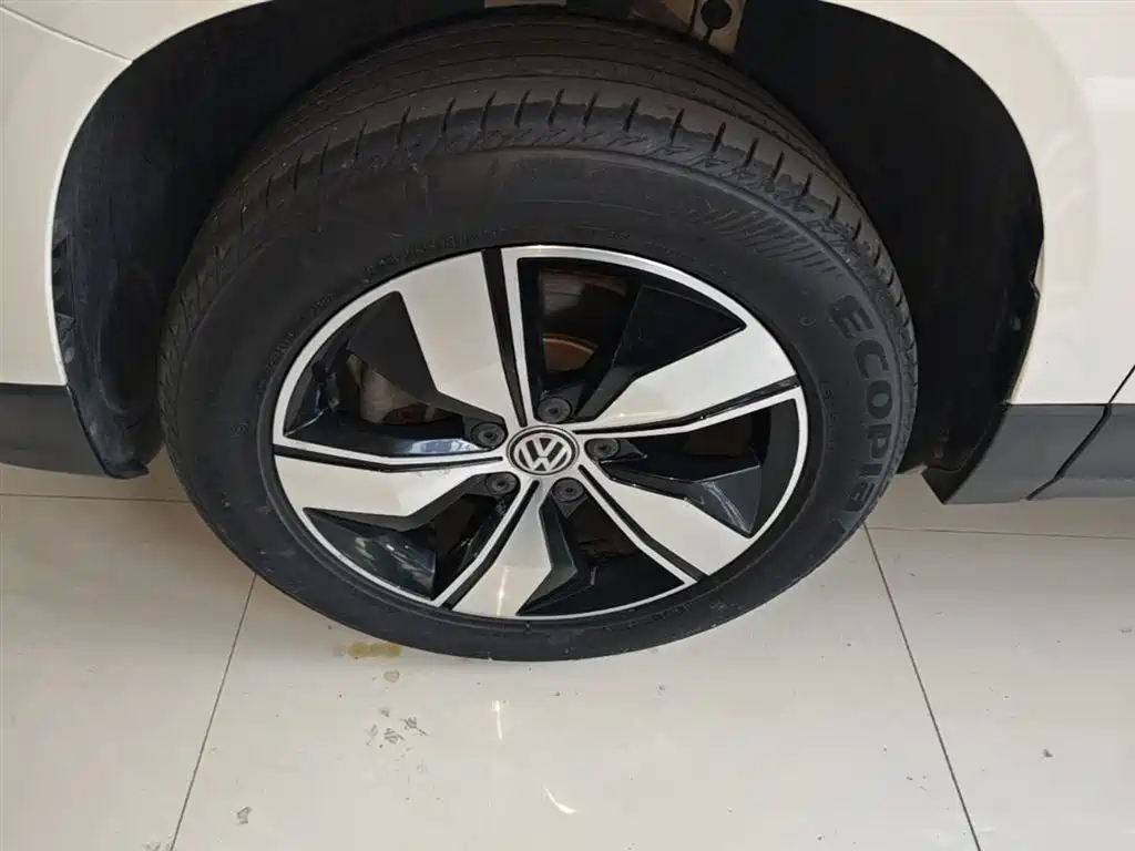 Volkswagen Tharu — фото 23