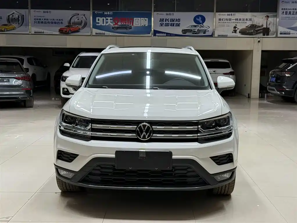 Volkswagen Tharu — фото 2