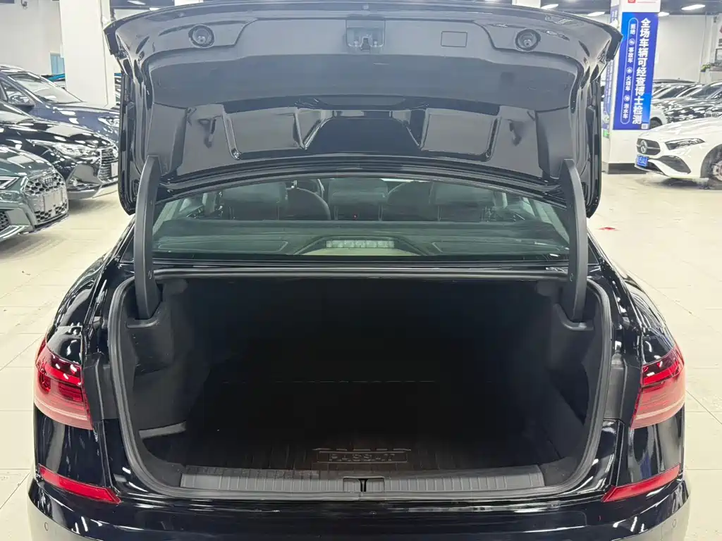 Volkswagen Passat — фото 20