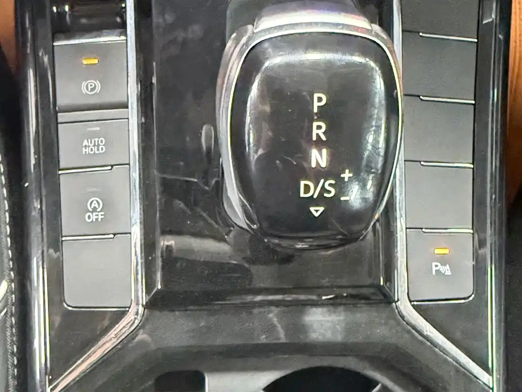 Volkswagen Passat — фото 10
