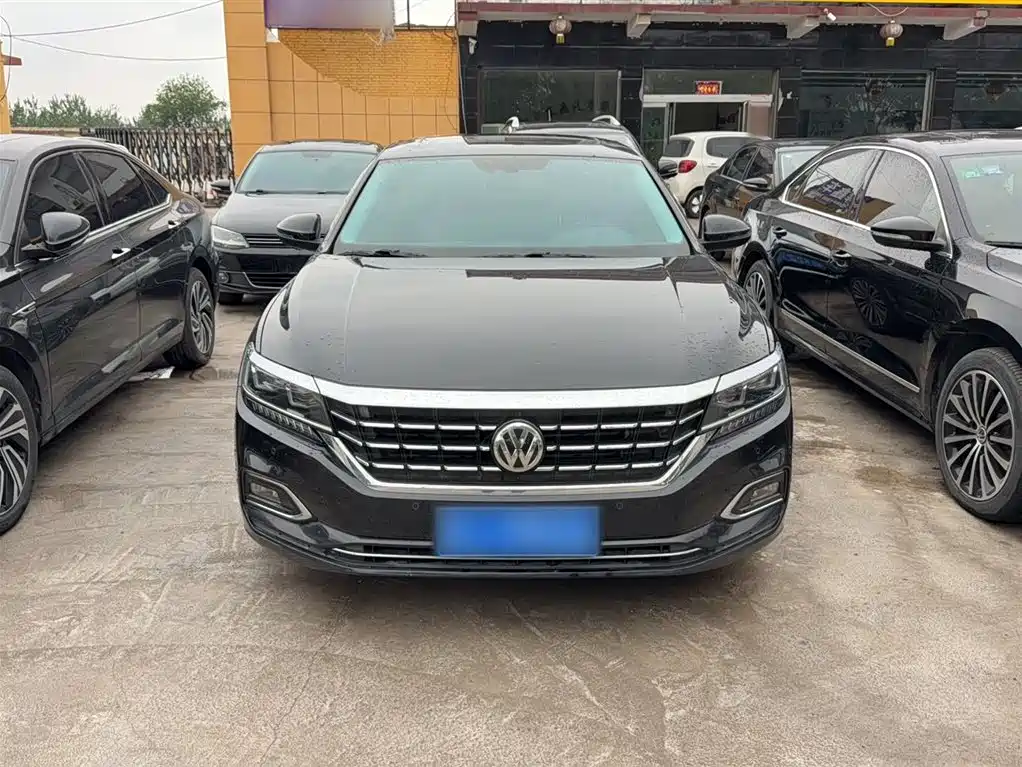 Volkswagen Passat — фото 3