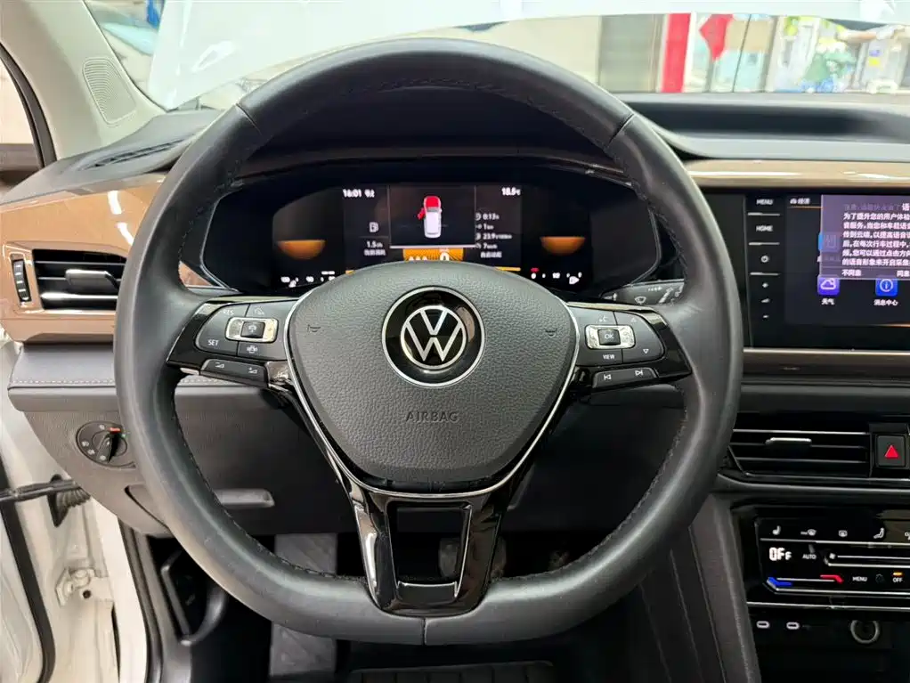 Volkswagen Tharu — фото 9
