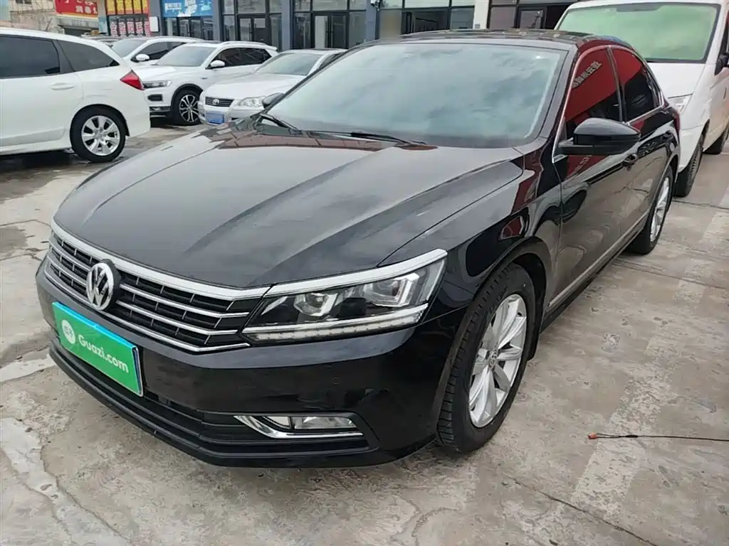 Volkswagen Passat — фото 2