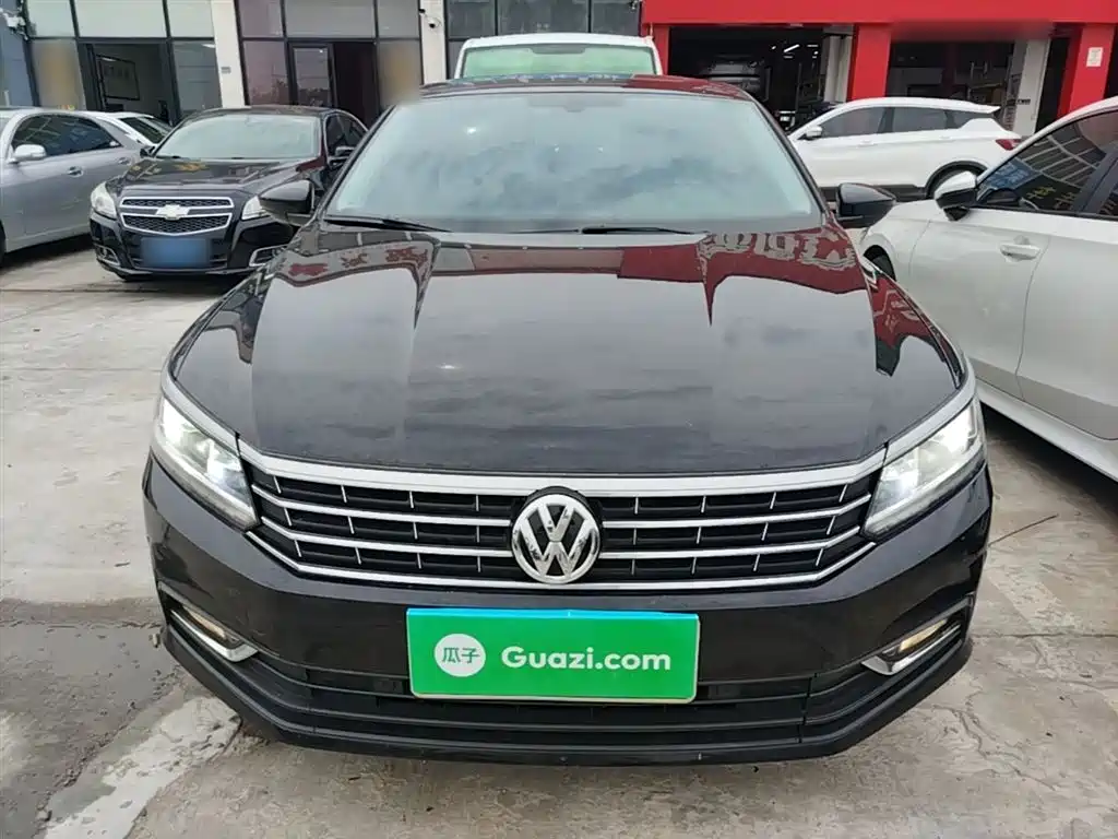 Volkswagen Passat — фото 3