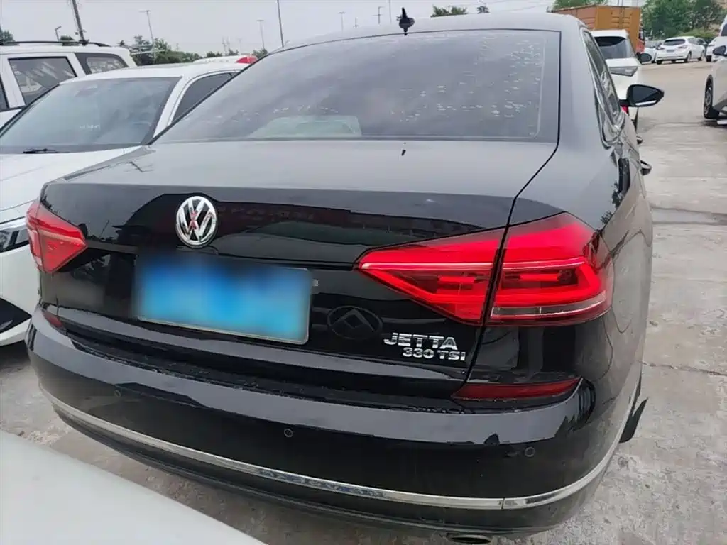 Volkswagen Passat — фото 6