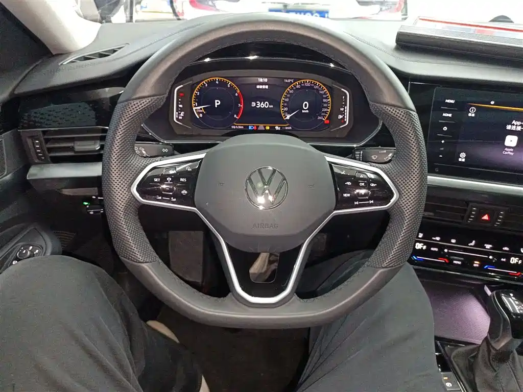 Volkswagen Passat — фото 7