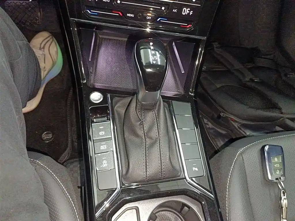 Volkswagen Passat — фото 10