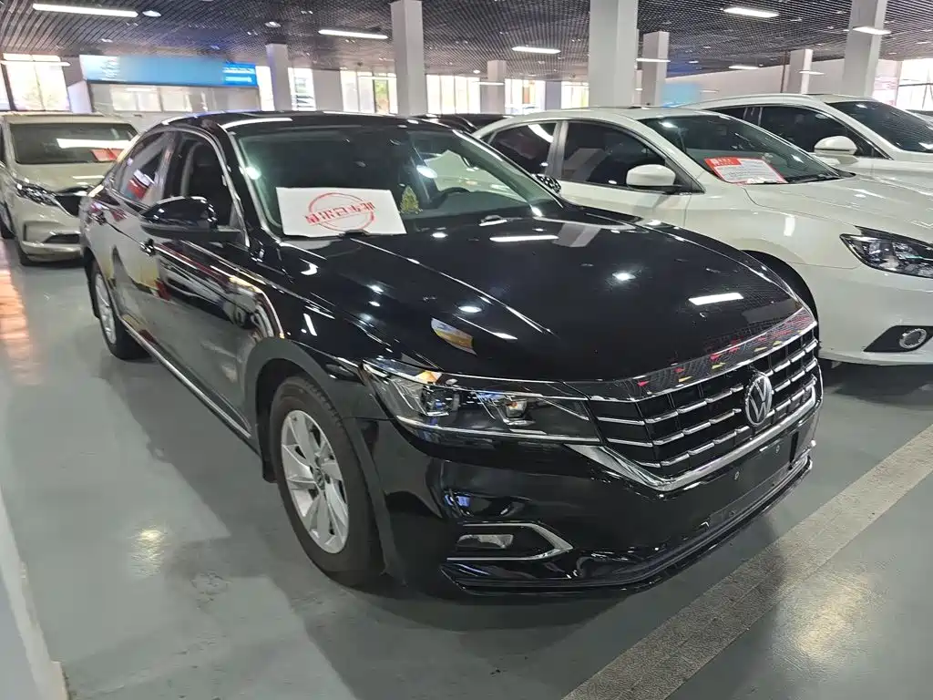 Volkswagen Passat — фото 4