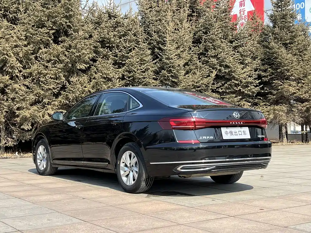 Volkswagen Passat — фото 6