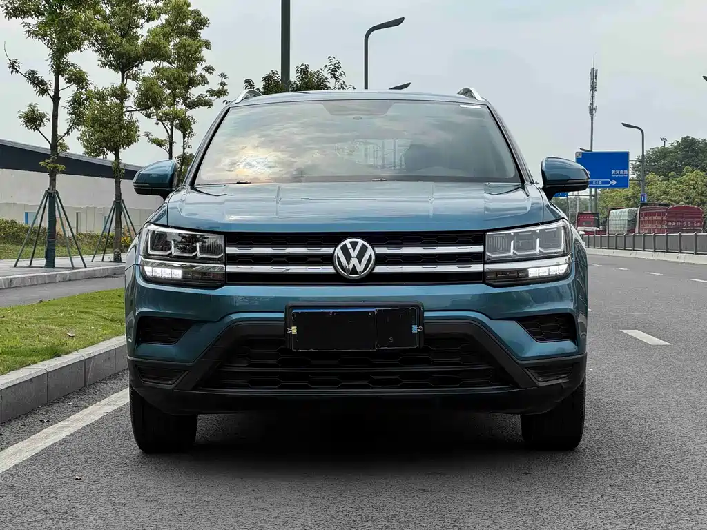 Volkswagen Tharu — фото 2