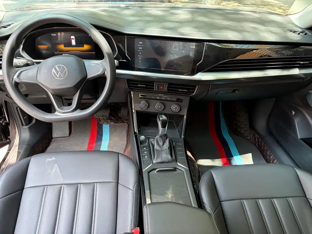 Volkswagen Passat — фото 10