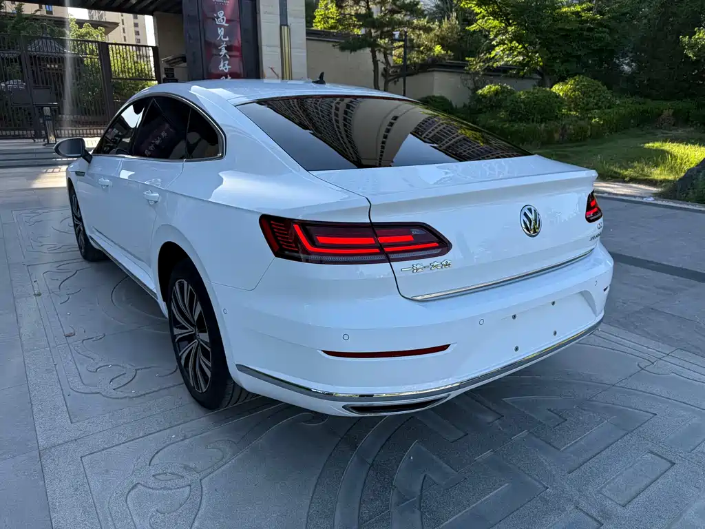 Volkswagen CC — фото 6
