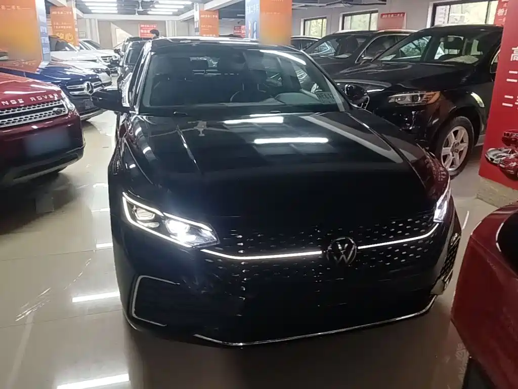 Volkswagen Passat — фото 3