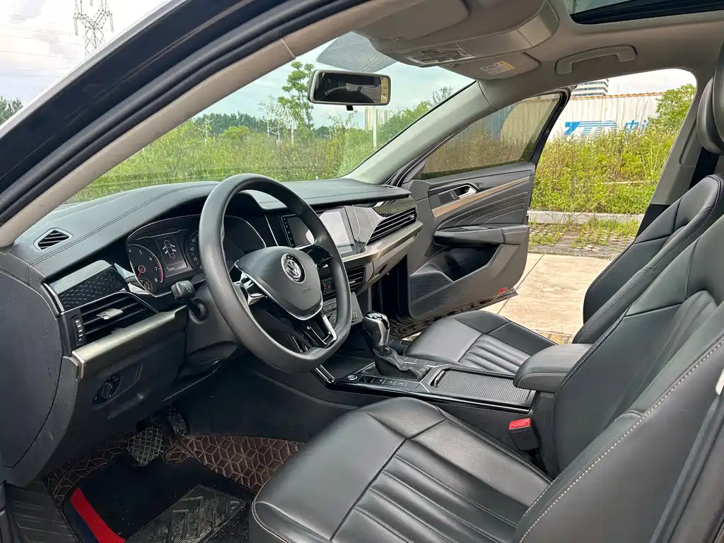 Volkswagen Passat — фото 7
