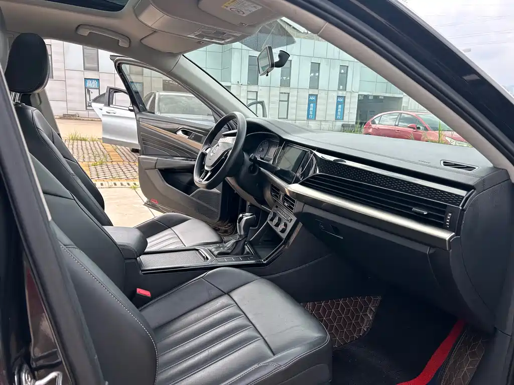 Volkswagen Passat — фото 10