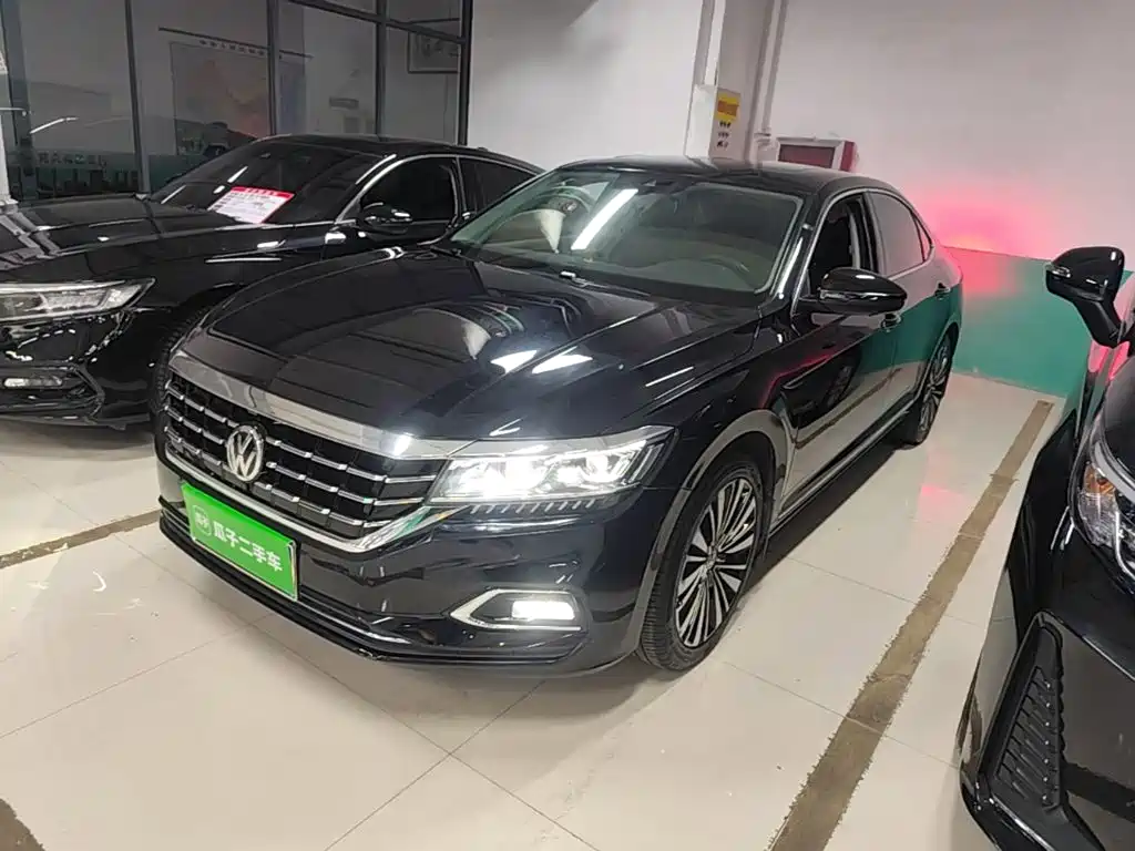 Volkswagen Passat — фото 2