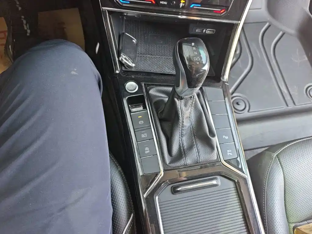Volkswagen Passat — фото 14