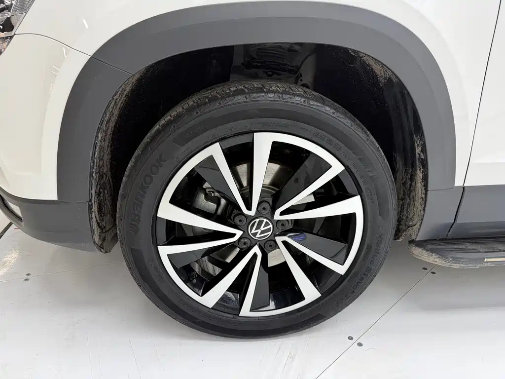 Volkswagen Tharu — фото 8